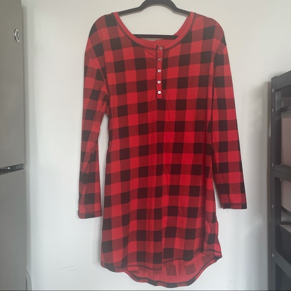 Xhilaration Other - Buffalo checkered Christmas red and black nightgown